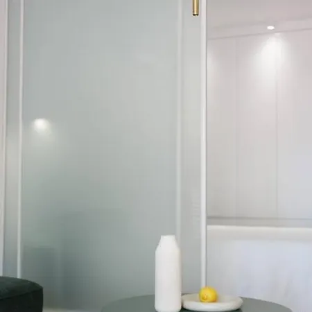 公寓 Elegant Living In The Heart Of 地拉那