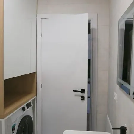 Apartment Elegant Living In The Heart Of